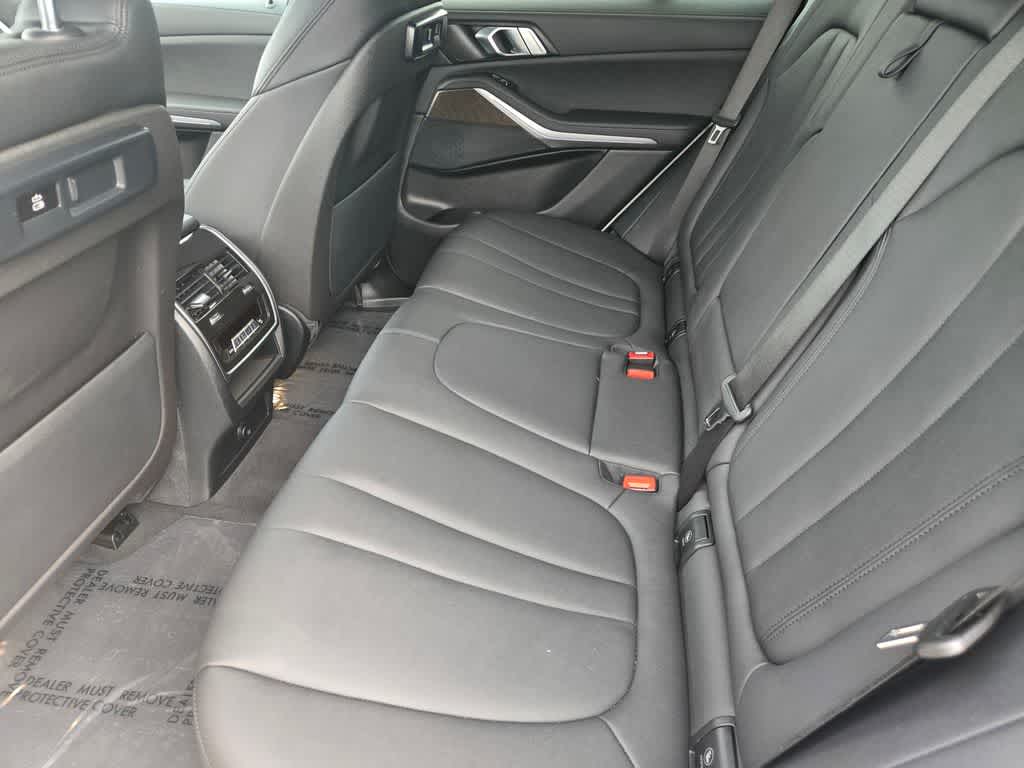 Thumbnail: 2022 BMW X5 - 12