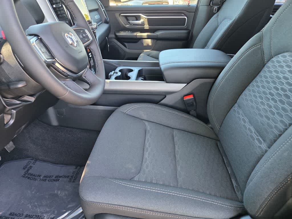 Thumbnail: 2026 RAM 1500 - 19