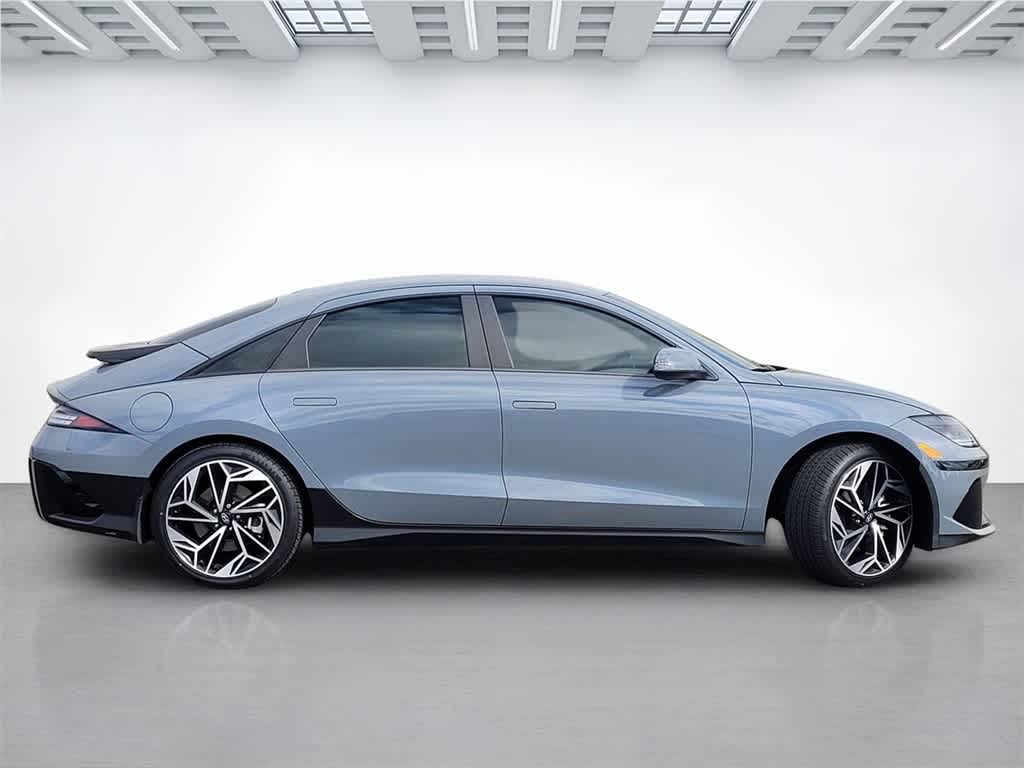 Thumbnail: 2023 Hyundai Ioniq 6 - 6
