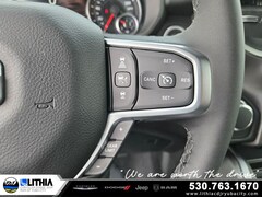 2026 Ram 1500 BIG HORN CREW CAB 4X4 5'7 BOX Pickup