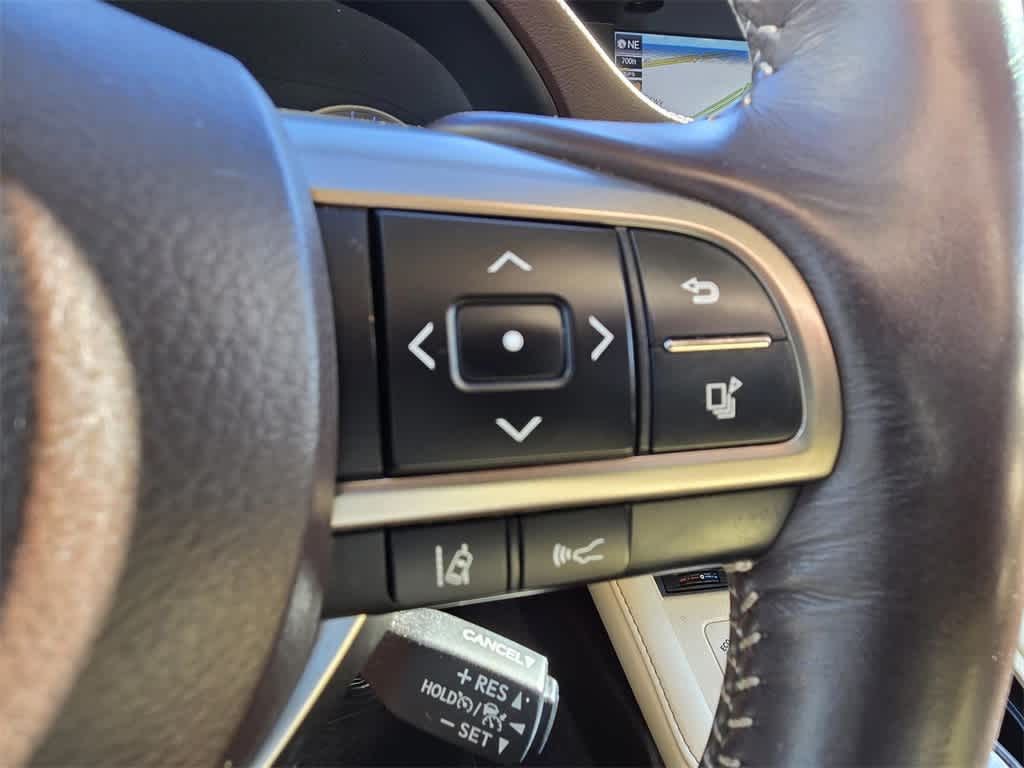 Thumbnail: 2018 Lexus ES - 20