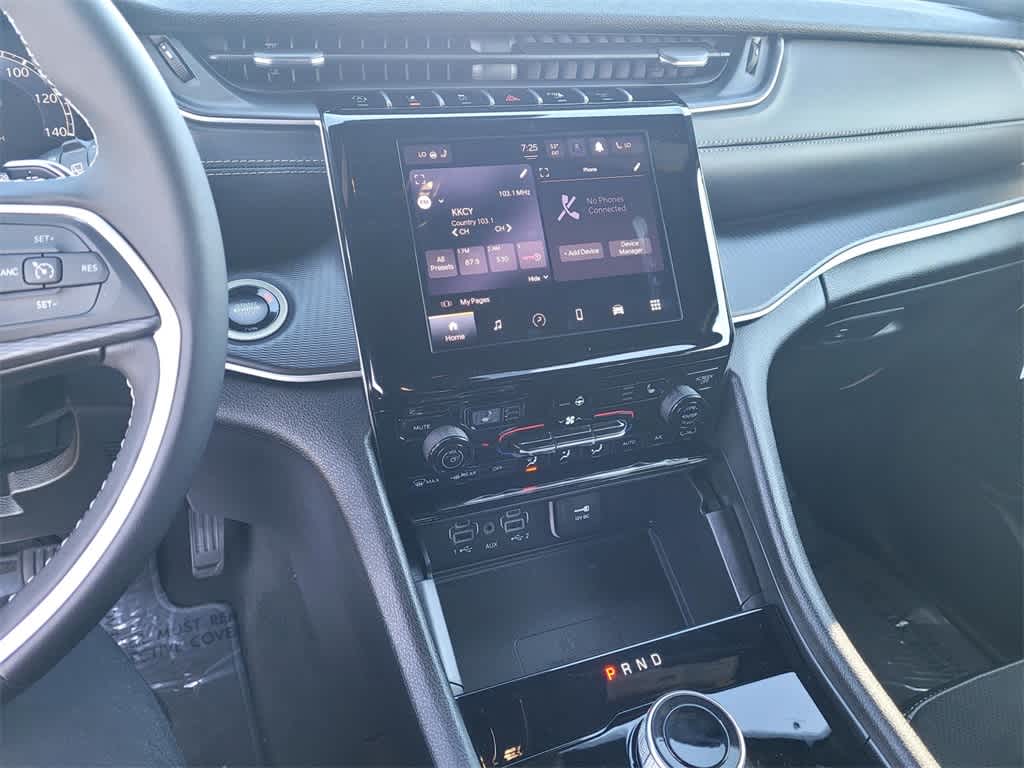 Thumbnail: 2025 Jeep Grand Cherokee - 18