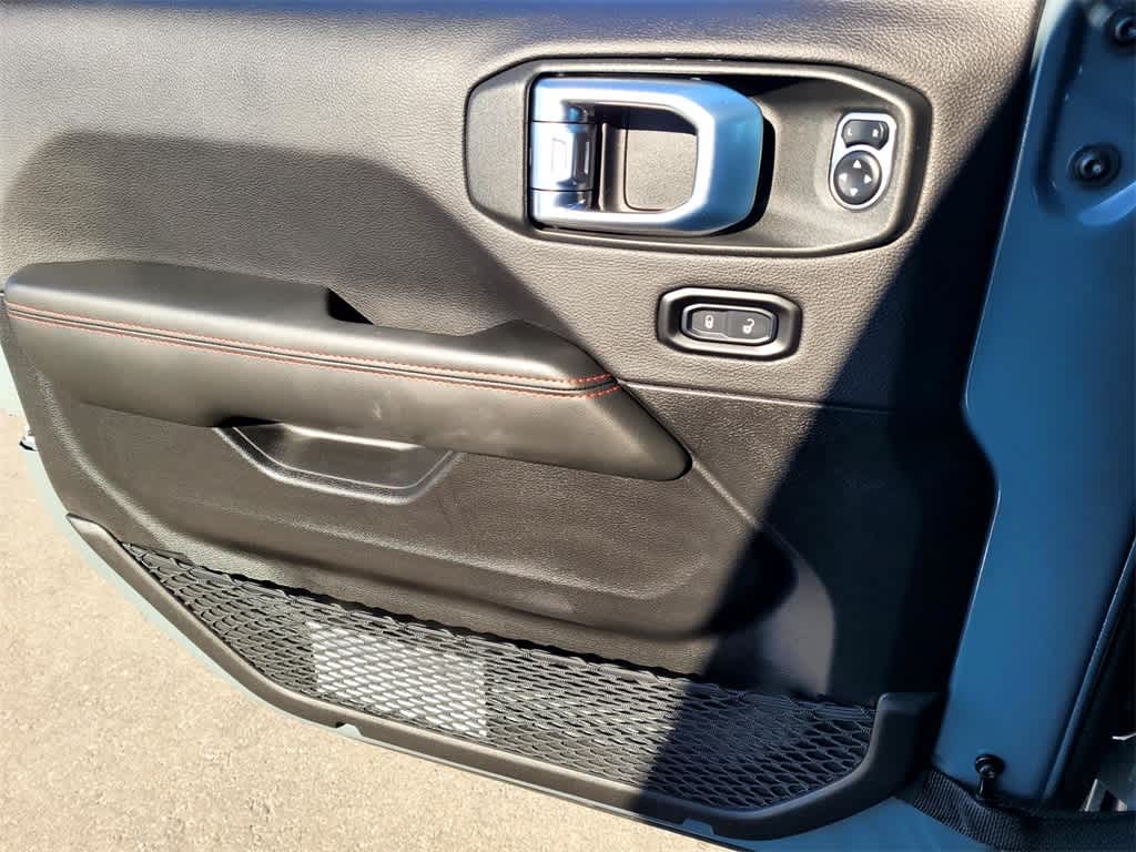 Thumbnail: 2026 Jeep Wrangler - 15