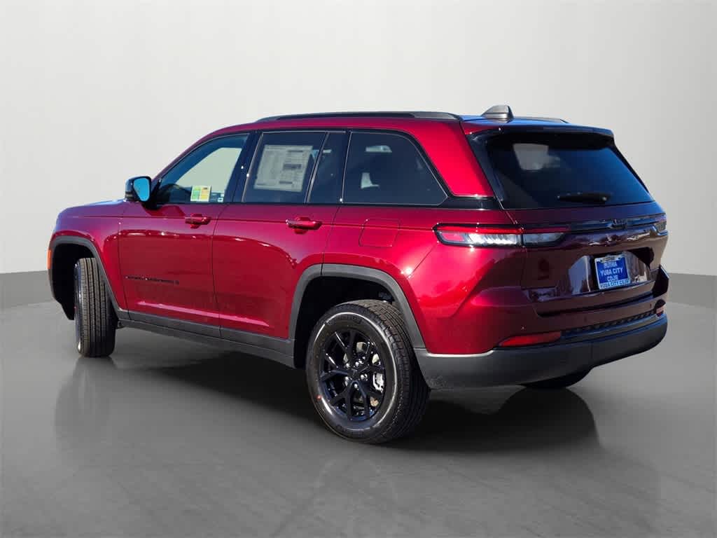 Thumbnail: 2025 Jeep Grand Cherokee - 4