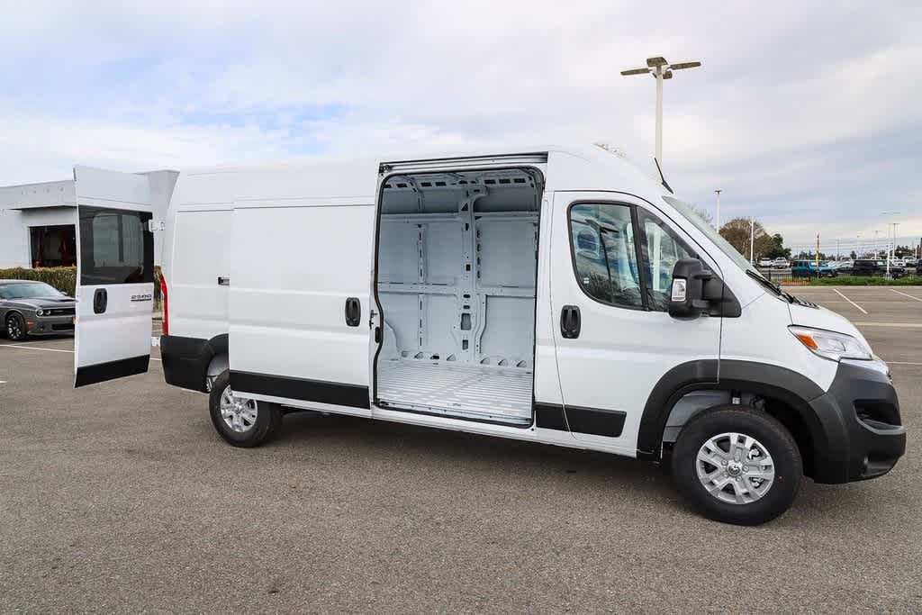 2024 RAM ProMaster 2500 19