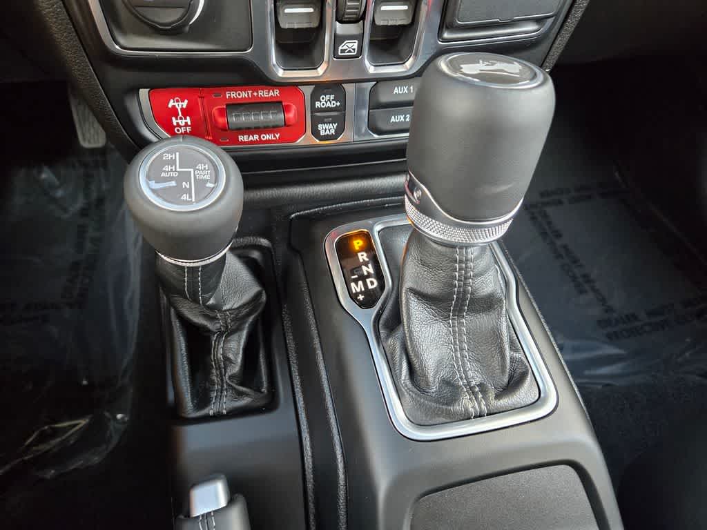 Thumbnail: 2026 Jeep Wrangler - 16