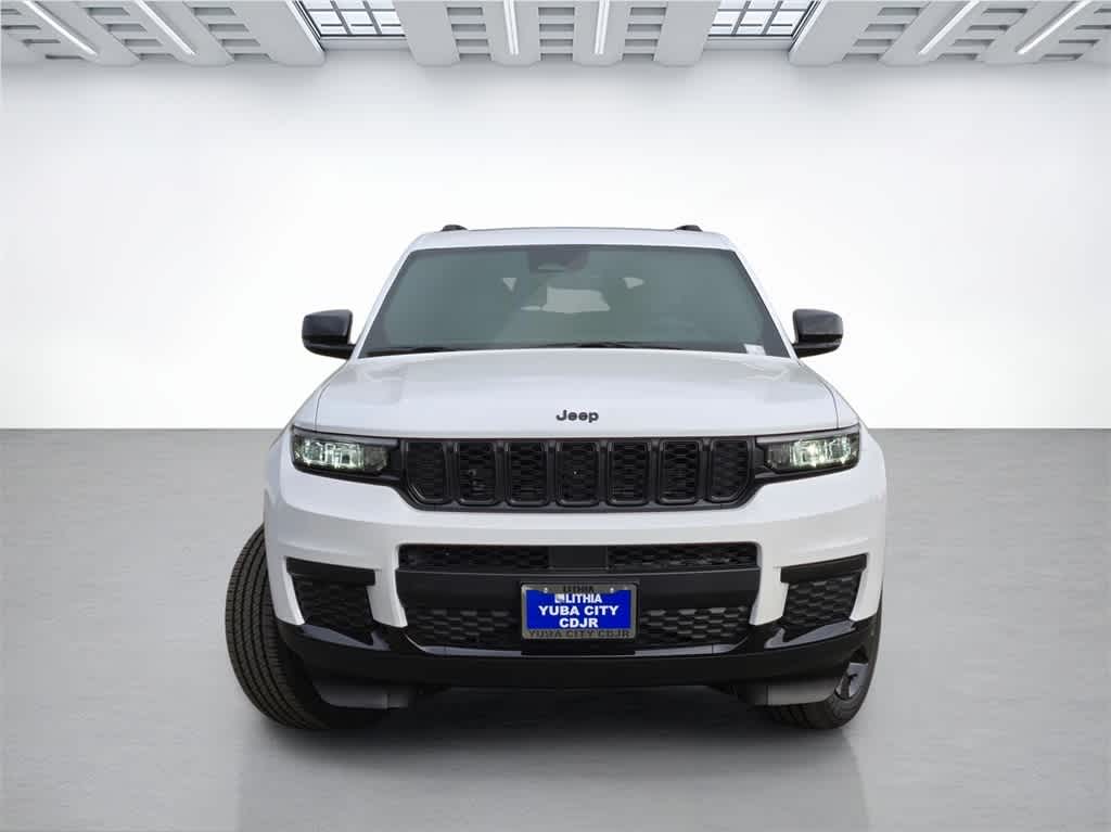 Thumbnail: 2025 Jeep Grand Cherokee - 2