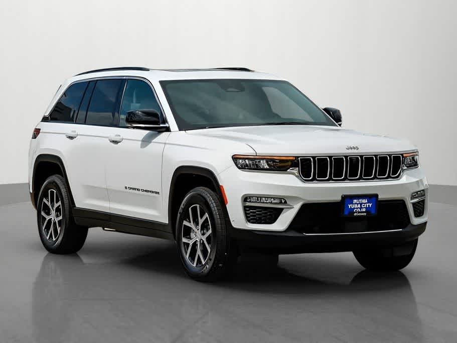 Thumbnail: 2025 Jeep Grand Cherokee - 6
