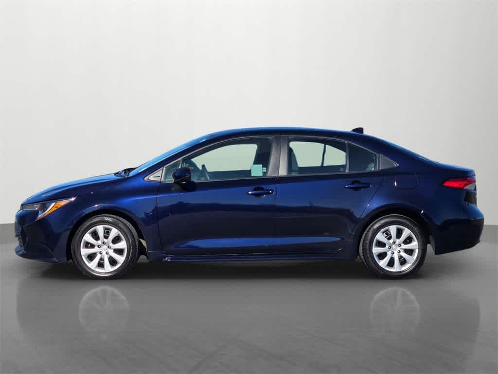 Thumbnail: 2023 Toyota Corolla - 3