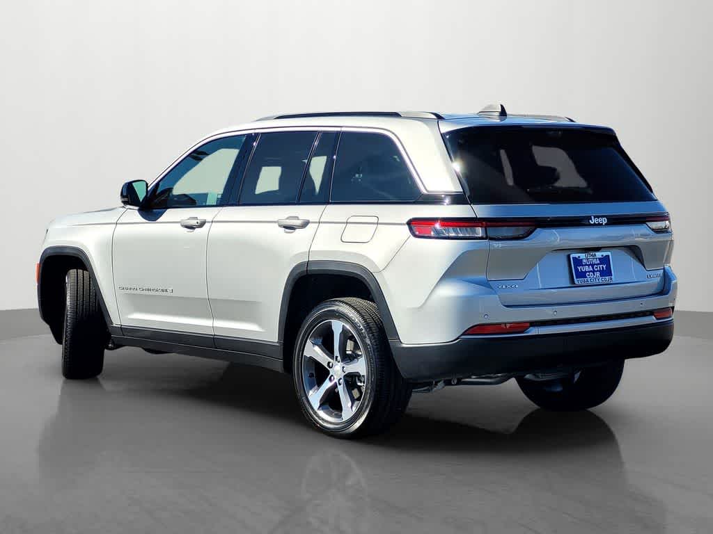 Thumbnail: 2026 Jeep Grand Cherokee - 4