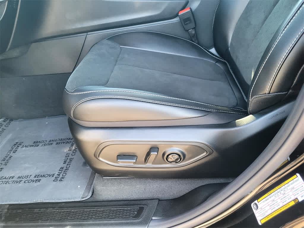 Thumbnail: 2025 Jeep Grand Cherokee - 15