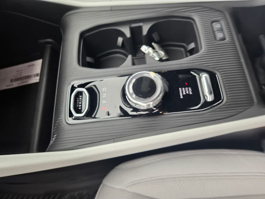 Thumbnail: 2026 Jeep Cherokee - 14
