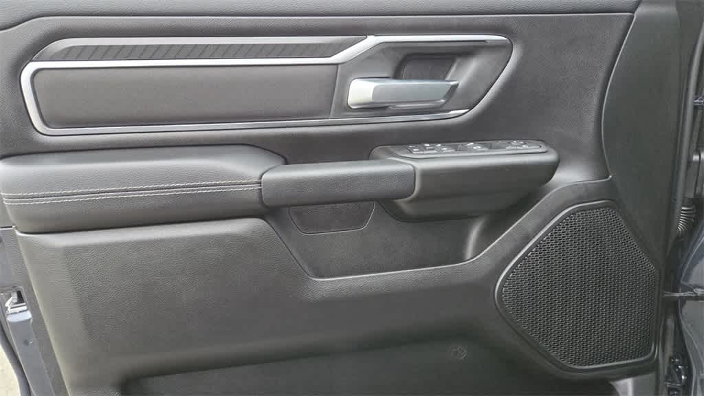 Thumbnail: 2026 RAM 1500 - 16