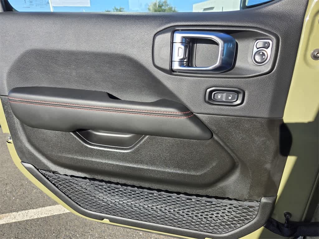 Thumbnail: 2026 Jeep Wrangler - 22