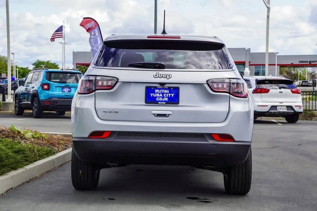 Thumbnail: 2025 Jeep Compass - 31