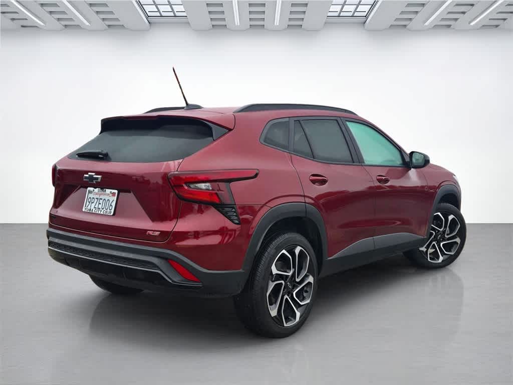 Thumbnail: 2024 Chevrolet Trax - 6