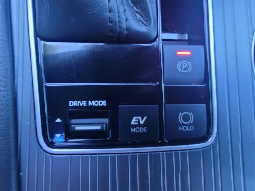 Thumbnail: 2021 Toyota Sienna - 15