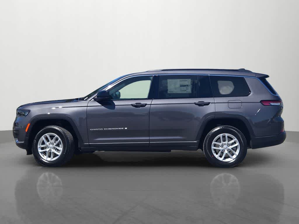 Thumbnail: 2026 Jeep Grand Cherokee - 3