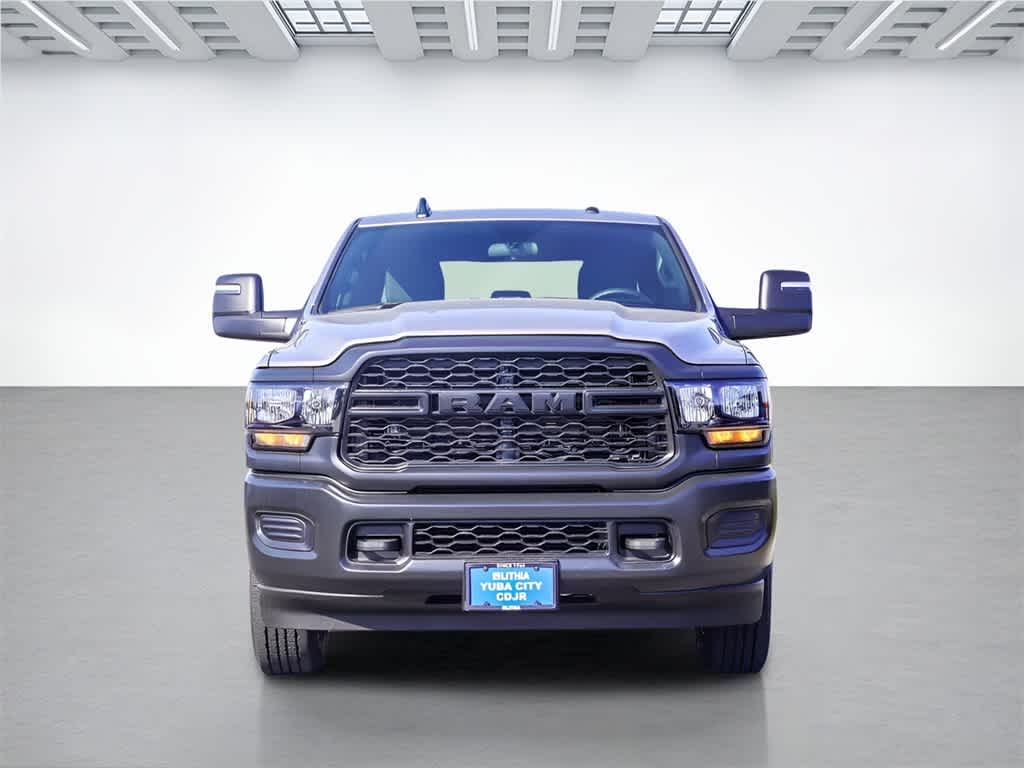 2024 Ram 2500 Tradesman photo 3