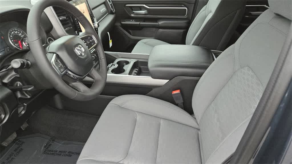 Thumbnail: 2026 RAM 1500 - 15