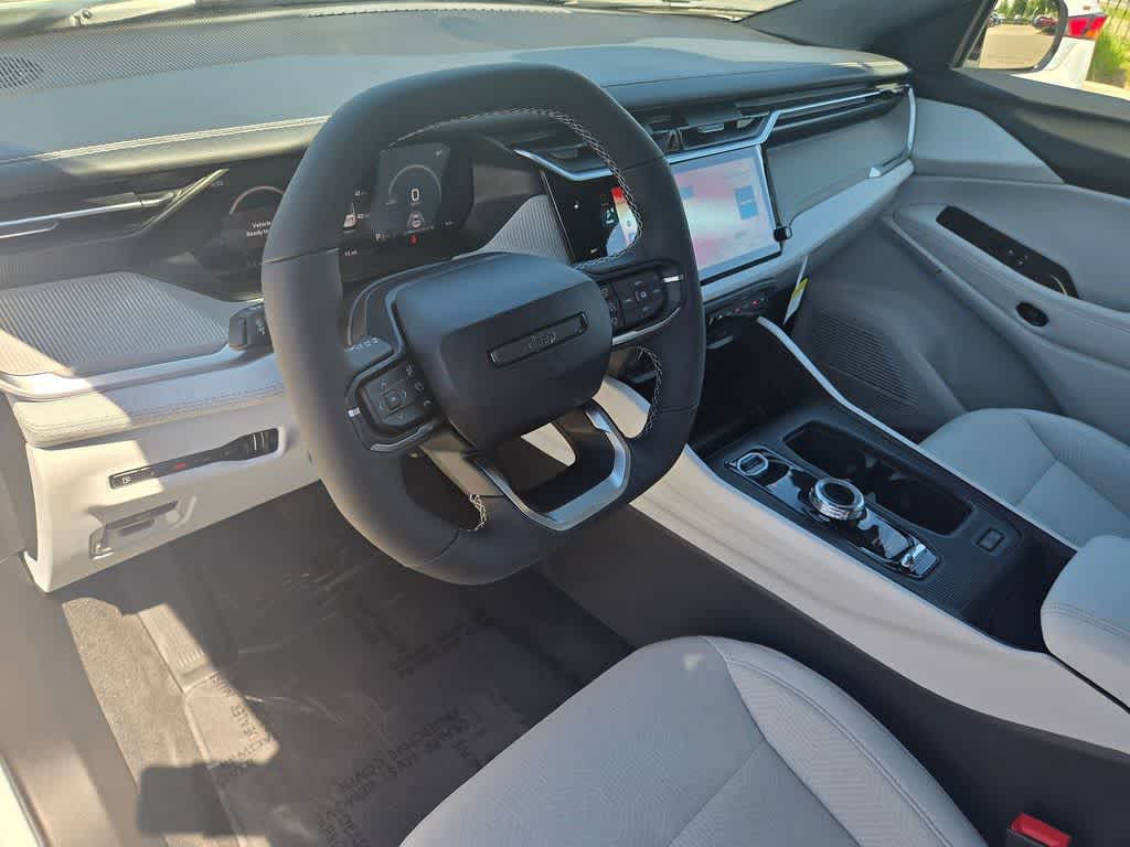 Thumbnail: 2026 Jeep Cherokee - 10