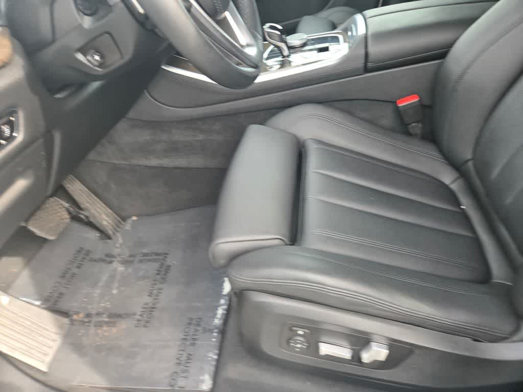 Thumbnail: 2022 BMW X5 - 17