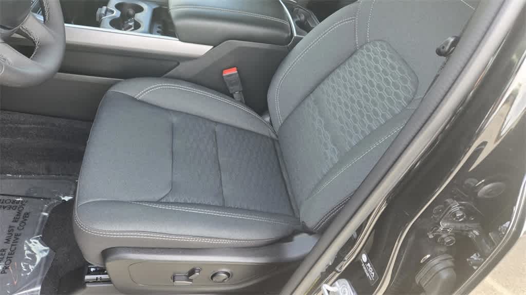 Thumbnail: 2026 RAM 1500 - 12