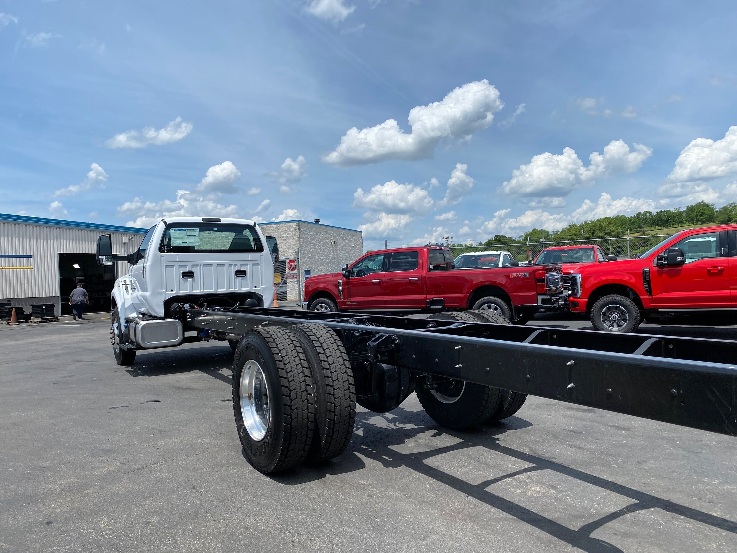 2025 Ford F-750 Regular Cab photo 3