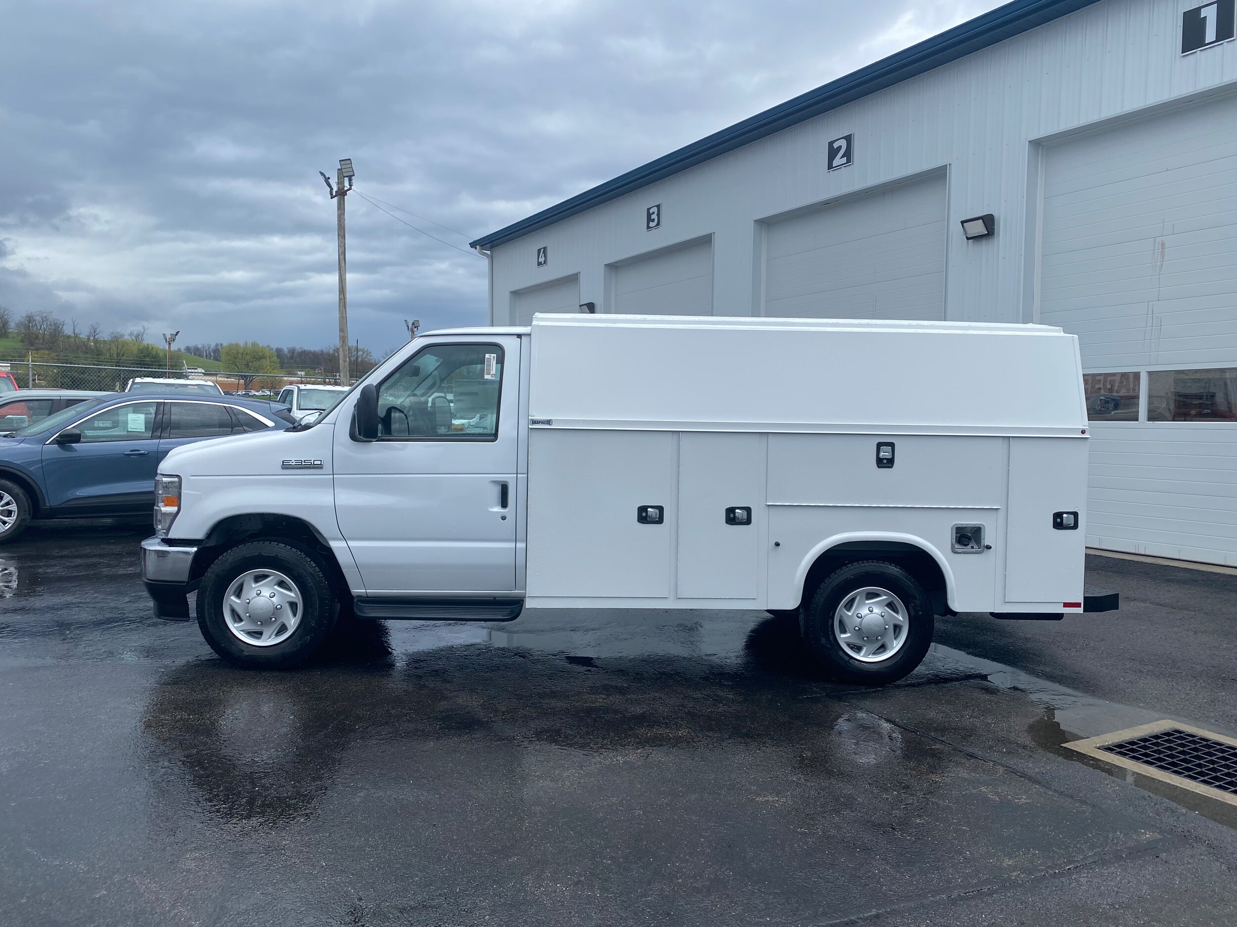 2024 Ford E-350 Base photo 2