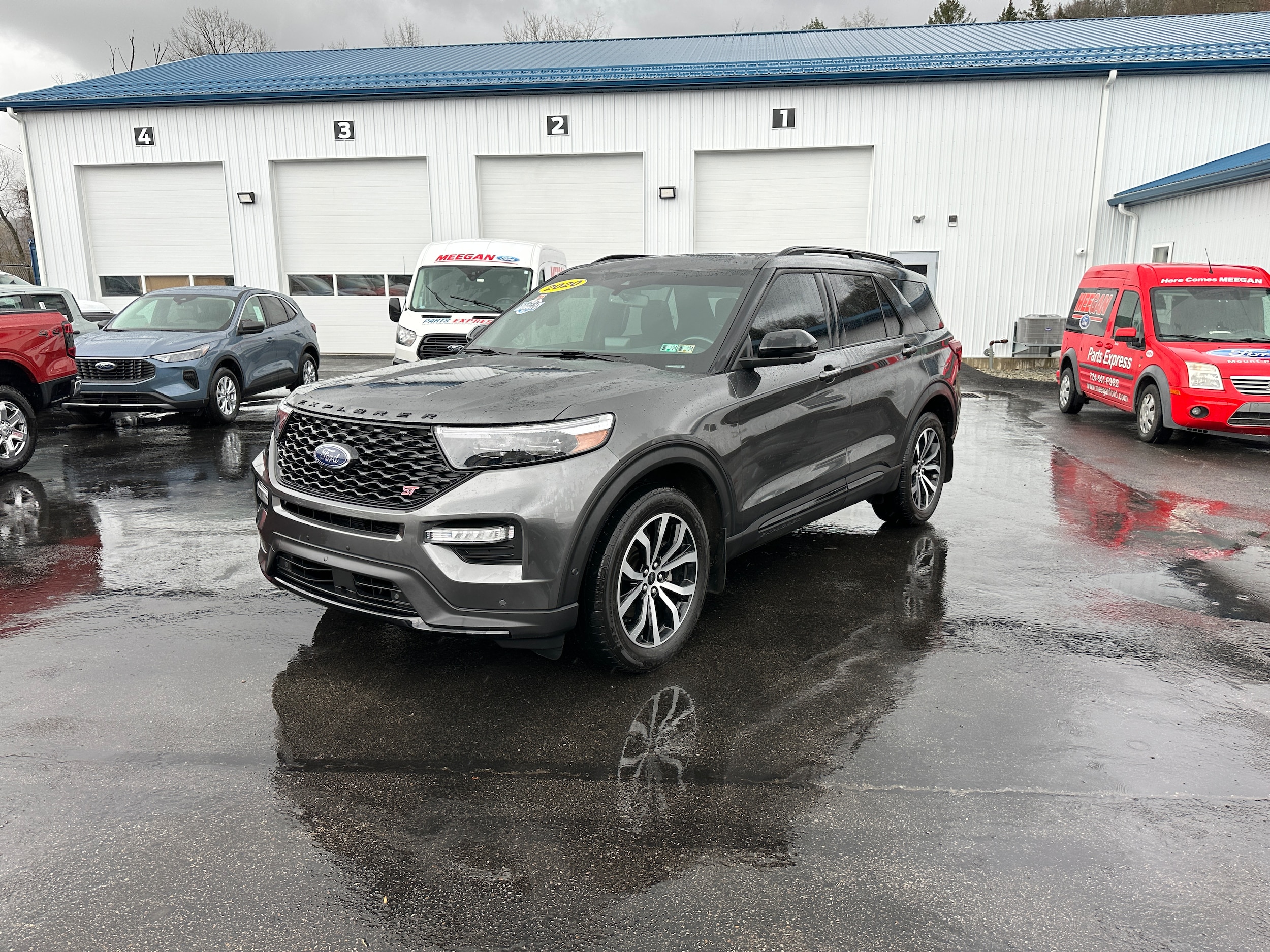 Used 2020 Ford Explorer ST with VIN 1FM5K8GC1LGB49412 for sale in Connellsville, PA