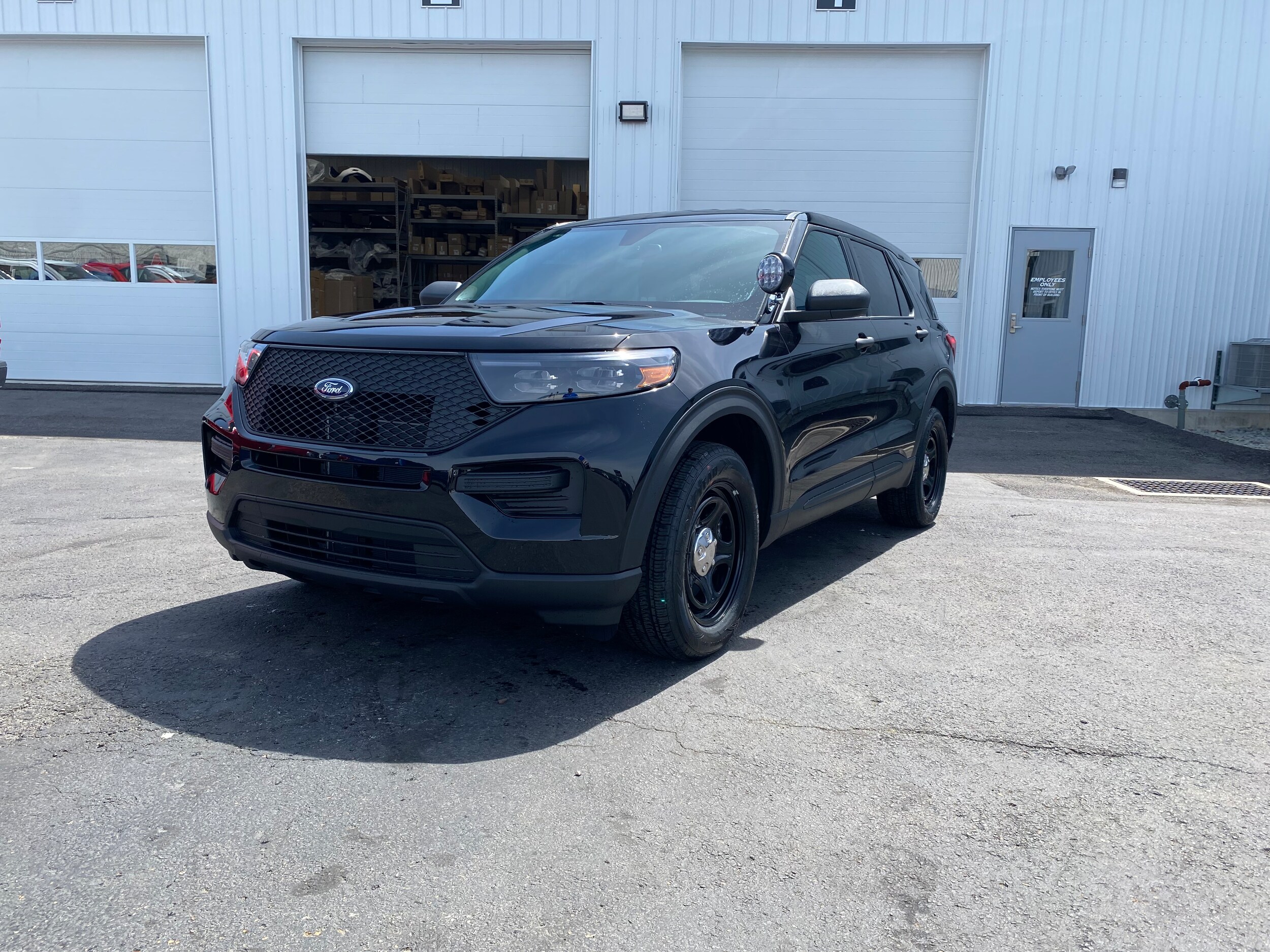 2024 Ford Explorer photo 2