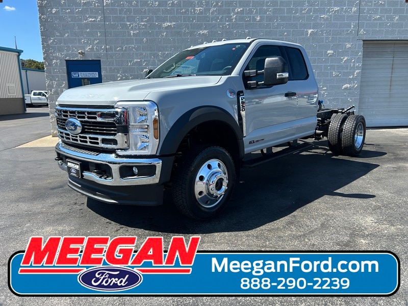 2026 Ford F-550 Super Duty Chassis Cab XLT's photo