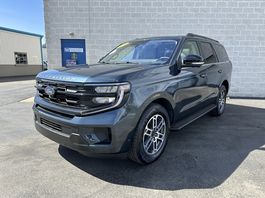 Certified 2025 Ford Expedition Active SUV