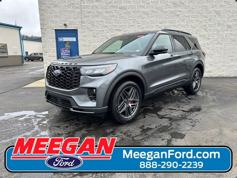 2026 Ford Explorer ST-LINE's photo