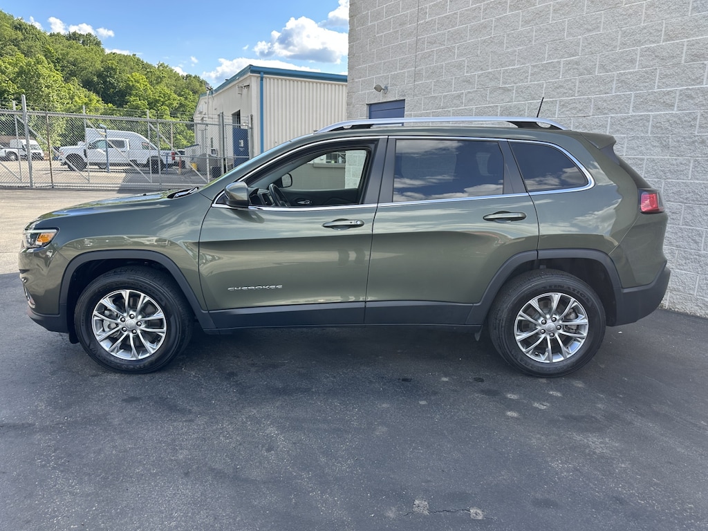 Used 2019 Jeep Cherokee Latitude Plus 4x4 SUV