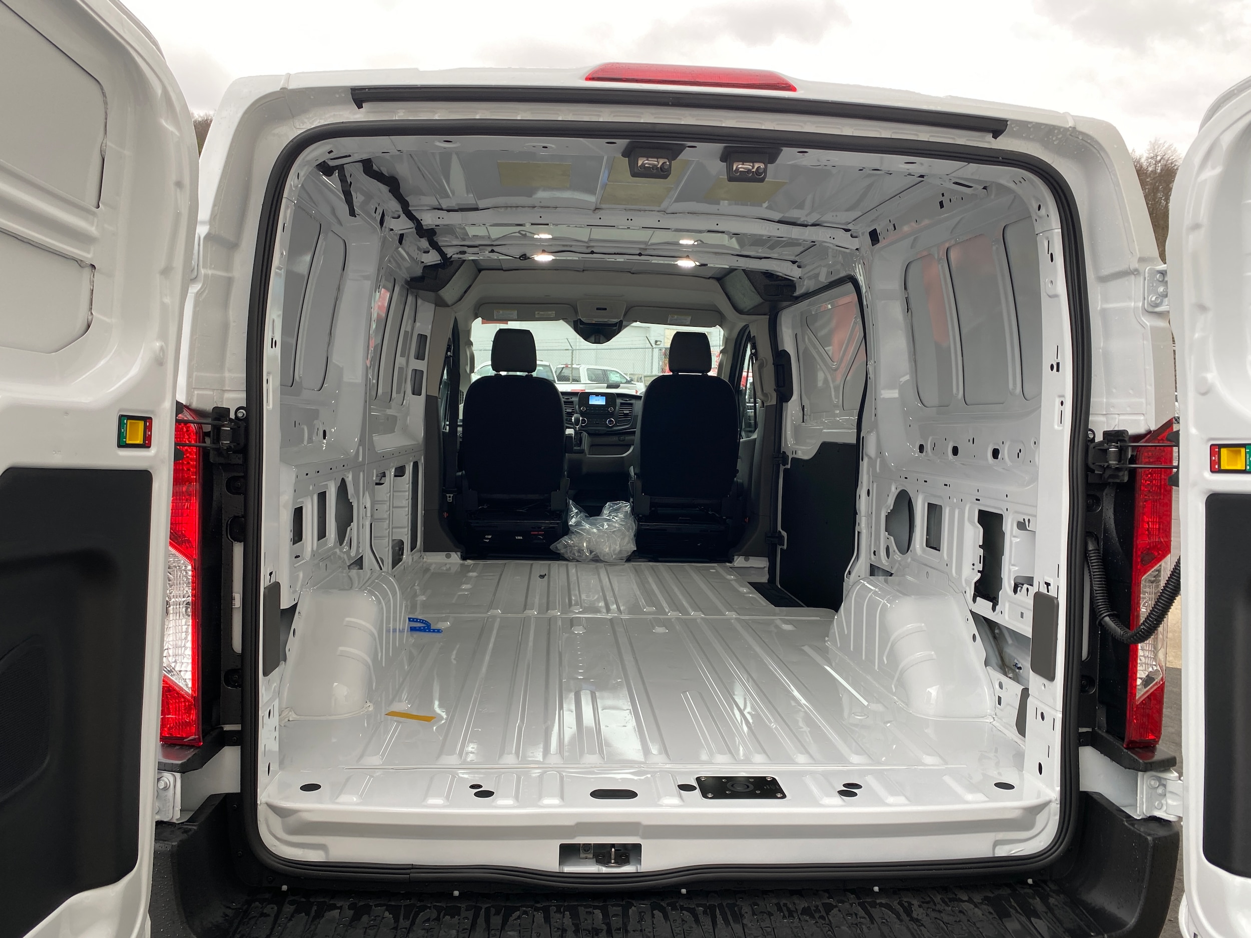 2025 Ford Transit Van Base - Photo 22