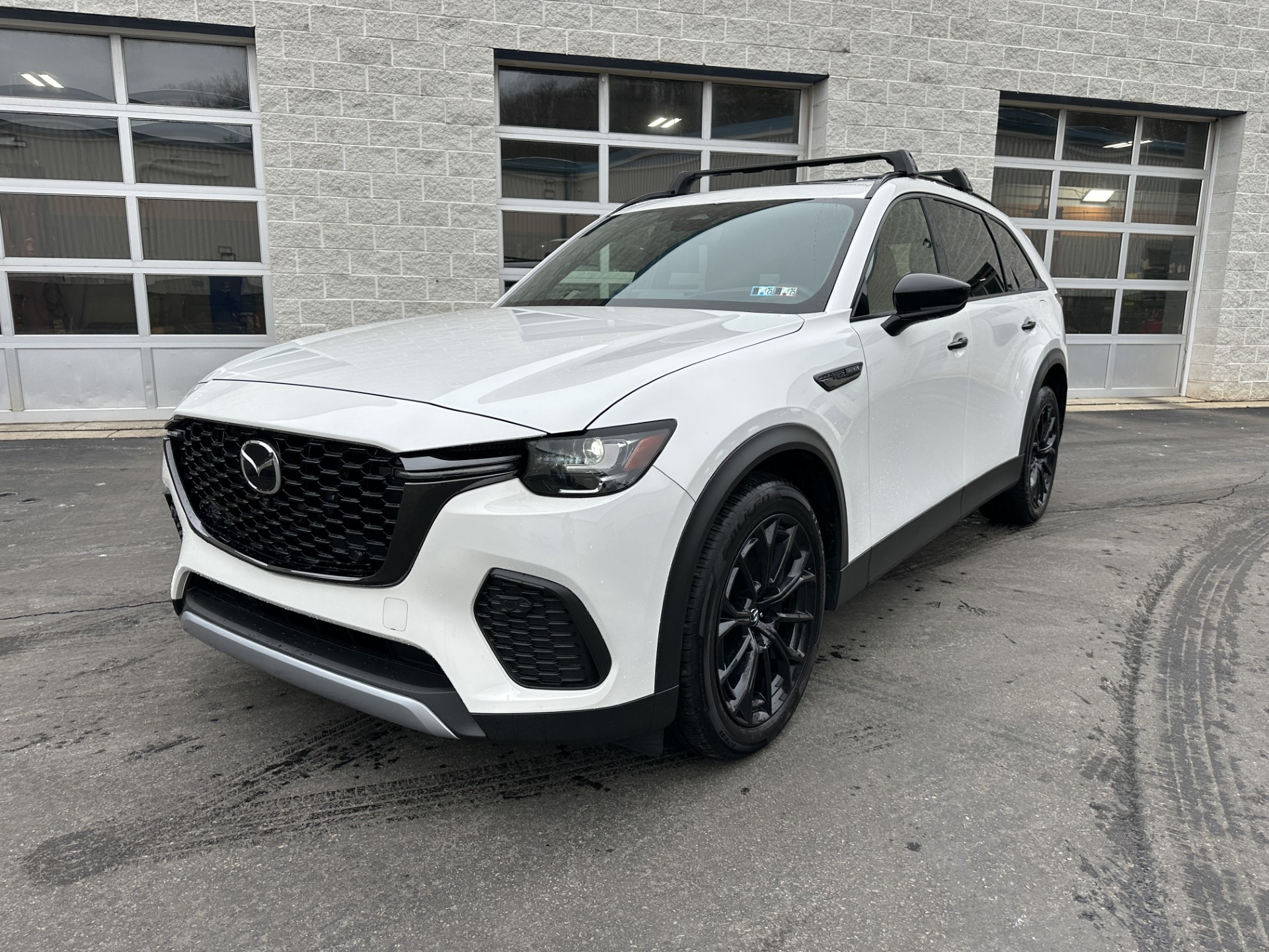 2025 Mazda CX-70 Premium Plus Package's photo