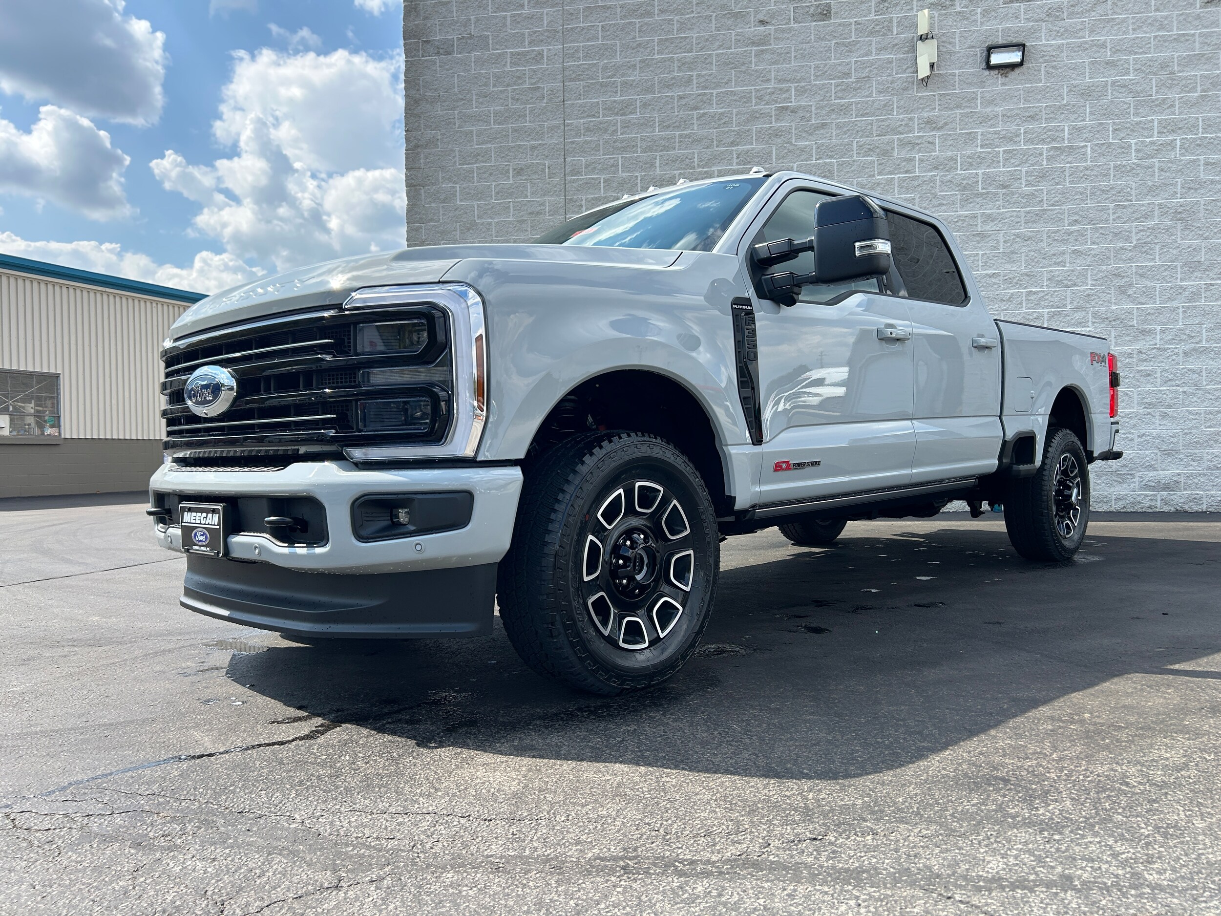 2026 Ford F-350 Platinum photo 2