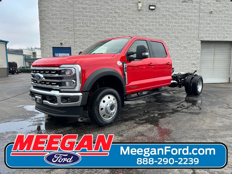 2026 Ford F-550 Super Duty Chassis Cab Lariat's photo