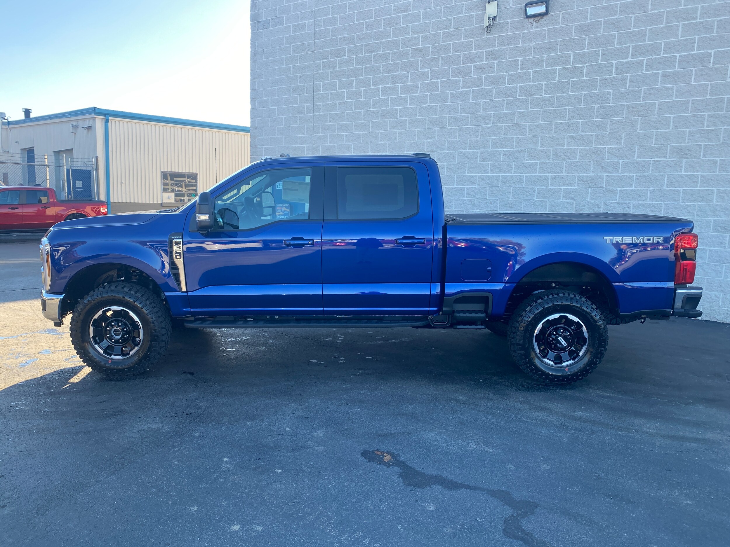 2026 Ford F-350 Lariat photo 4