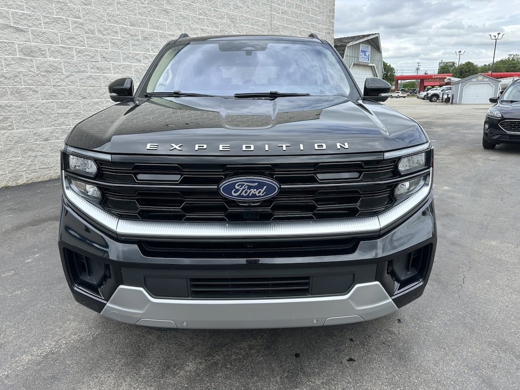 Certified 2025 Ford Expedition Platinum SUV