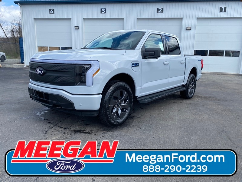 2025 Ford F-150 Lightning Flash's photo