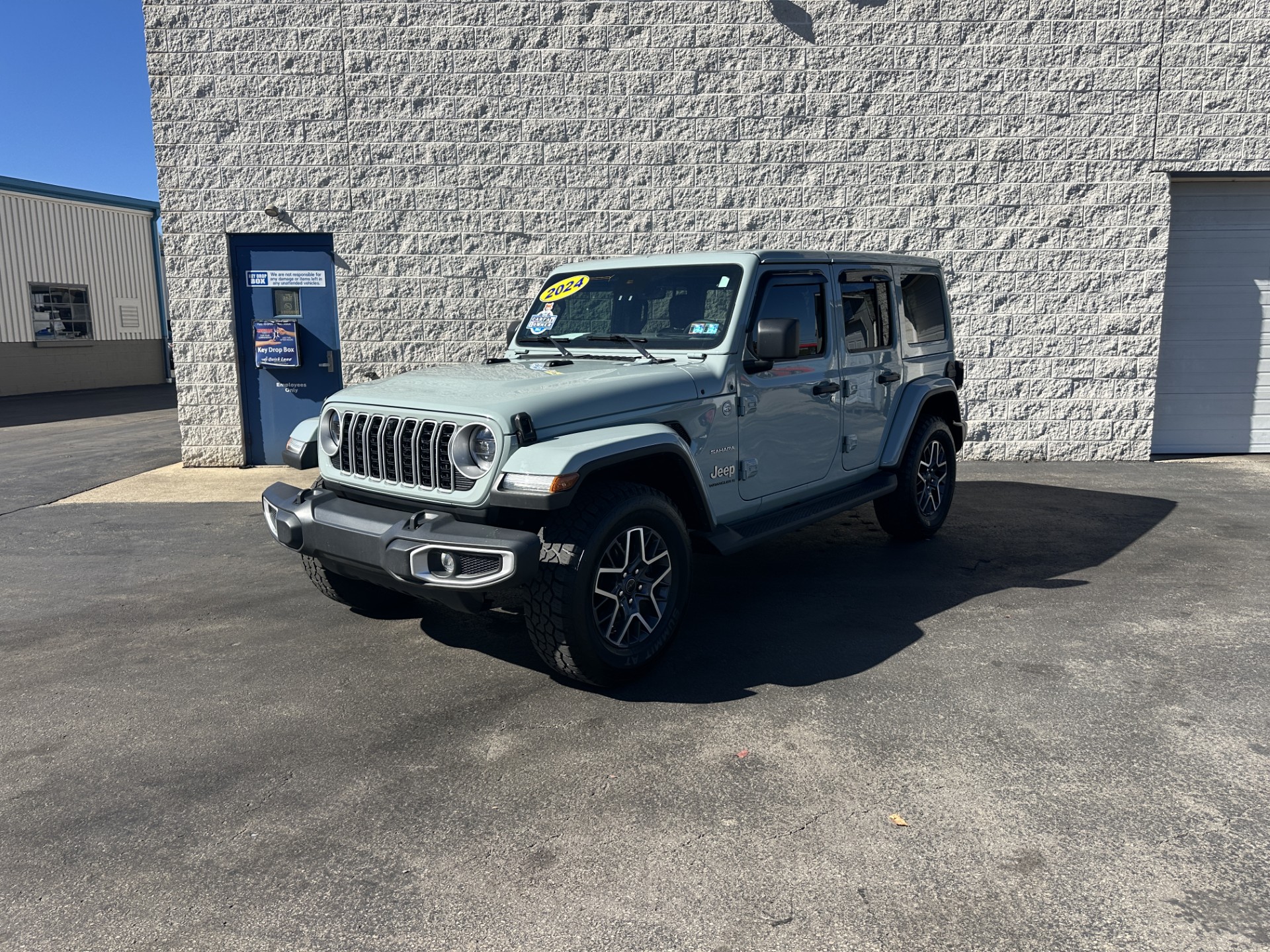 Used 2024 Jeep Wrangler Sahara SUV