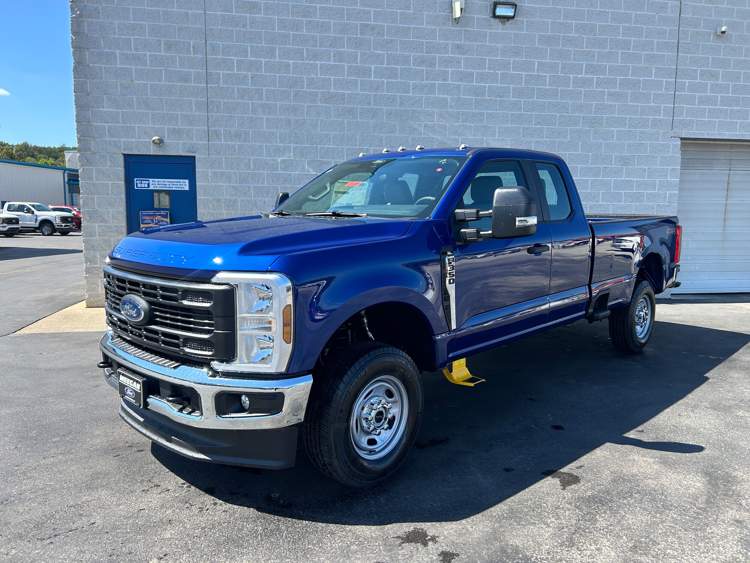2026 Ford F-350 XL photo 3