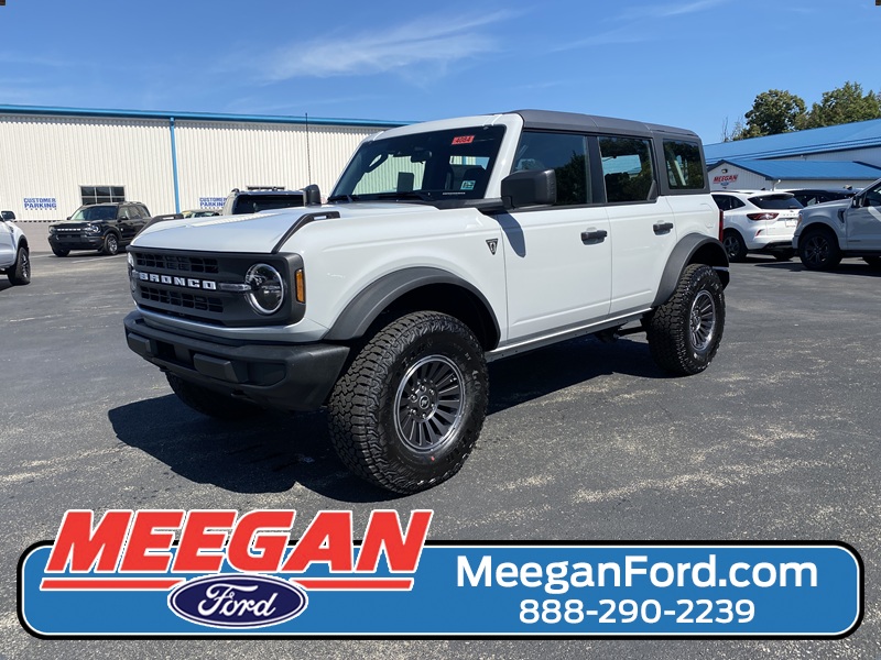 2026 Ford Bronco Base SUV