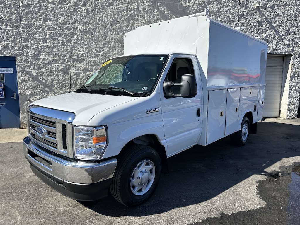 Used 2023 Ford E-350 Cutaway Base Truck