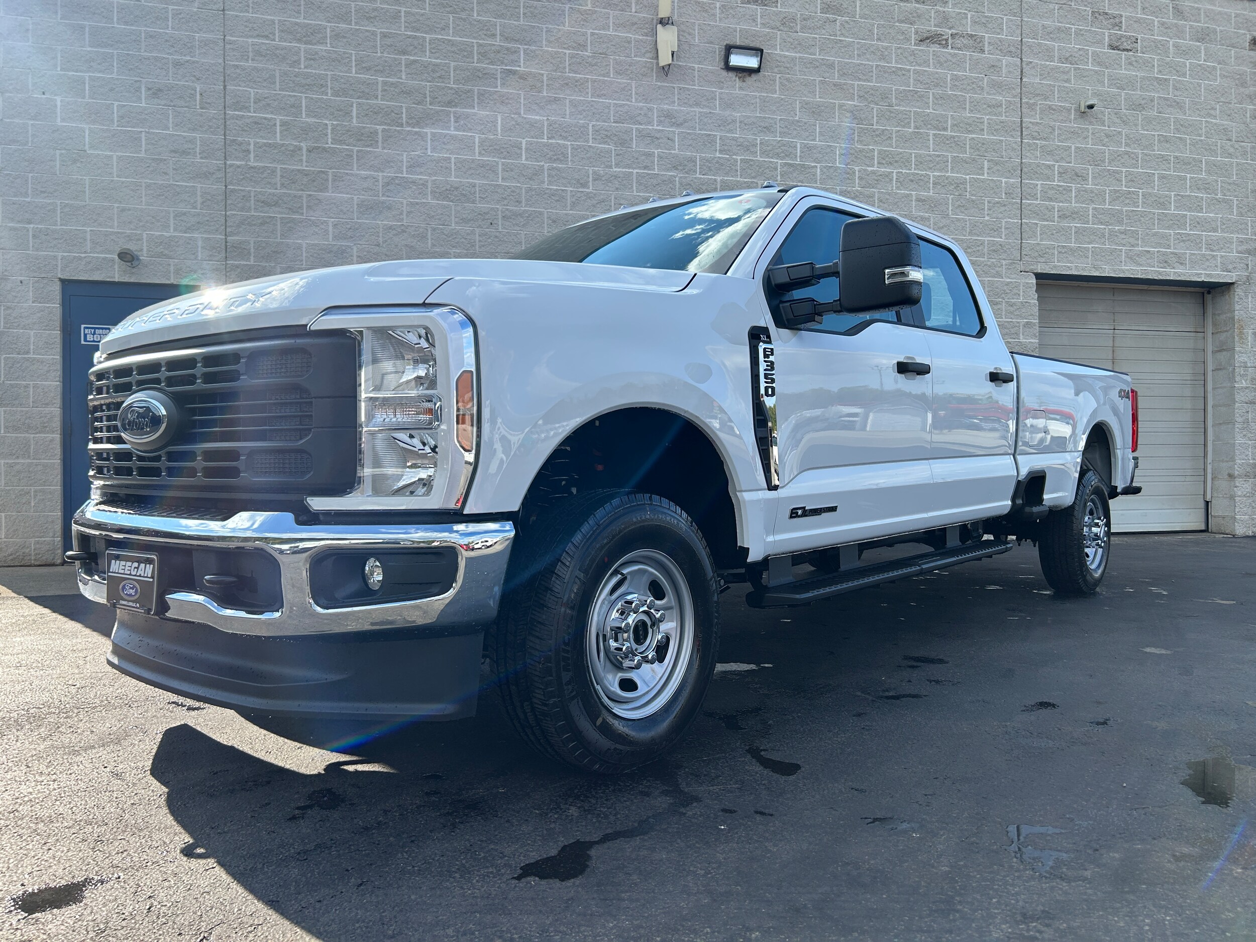 2026 Ford F-350 XL photo 3