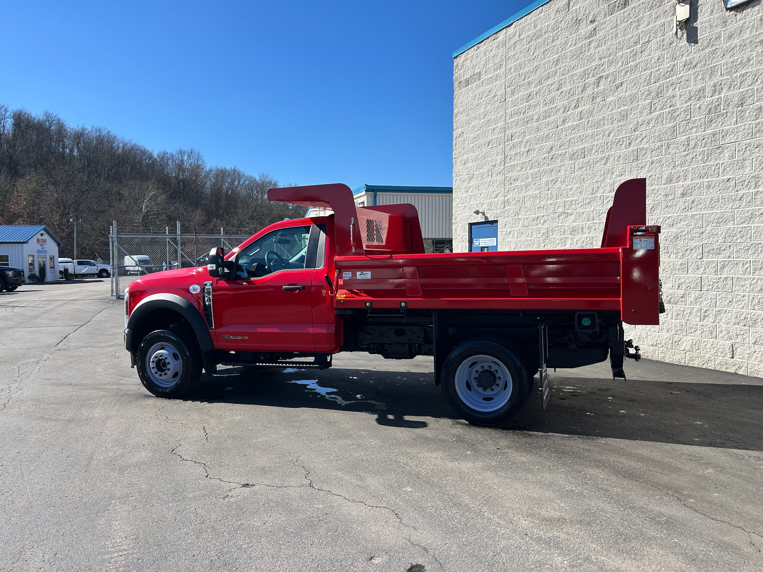 2025 Ford F-550 Super Duty Chassis Cab XL - Photo 7