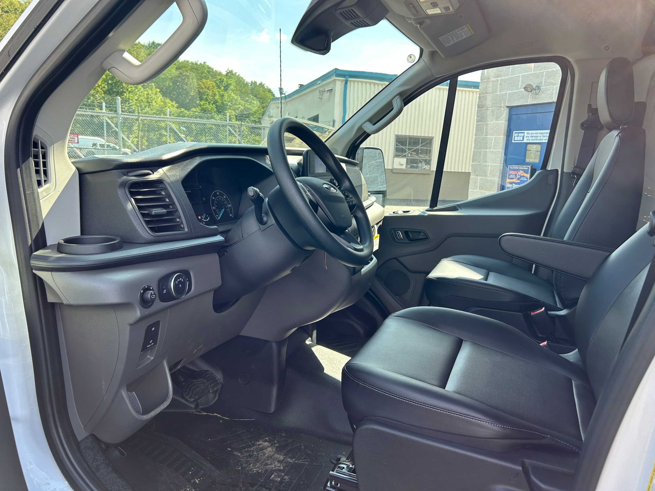 2025 Ford Transit Van Base - Photo 23
