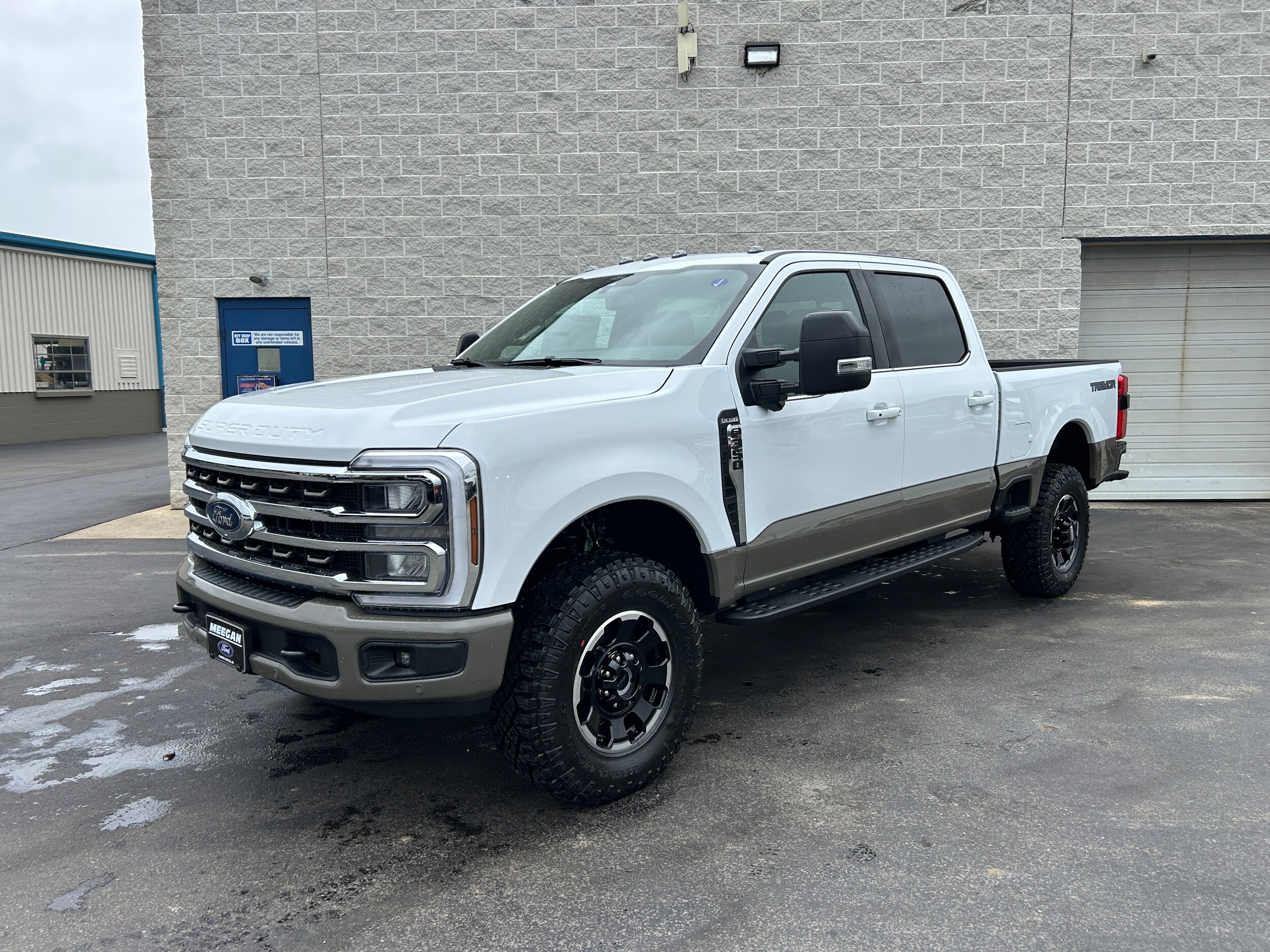 2026 Ford F-350 King Ranch photo 4